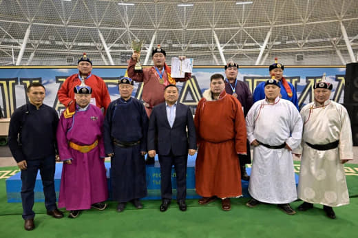 Владислав Ховалыг Владислав Ховалыг