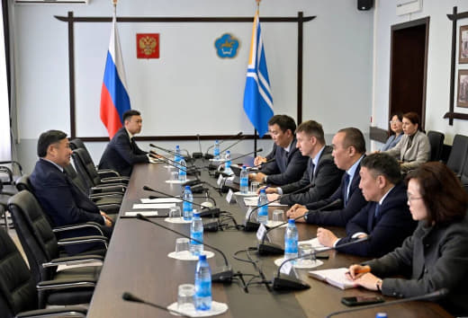 Владислав Ховалыг Владислав Ховалыг