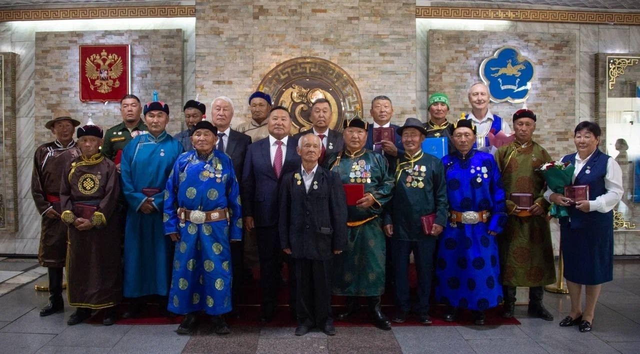 Тывада республиканың тергиин малчыннарын шаңнаан Тывада республиканың тергиин малчыннарын шаңнаан