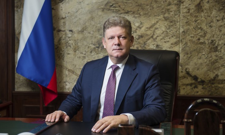 Поздравление полномочного представителя Президента Российской Федерации в Сибирском федеральном округе с Днём Победы