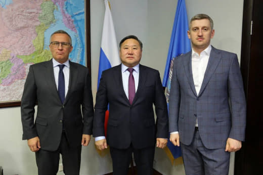 Владислав Ховалыг