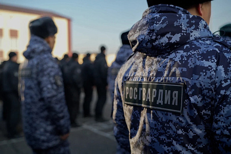 Глава Тувы поздравил сотрудников Росгвардии с профессиональным праздником