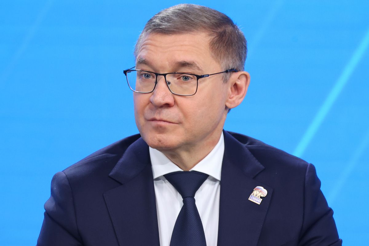 Владимир Якушев: «Единая Россия» выдвинула 45 тысяч кандидатов на ЕДГ-2025» Владимир Якушев: «Единая Россия» выдвинула 45 тысяч кандидатов на ЕДГ-2025»