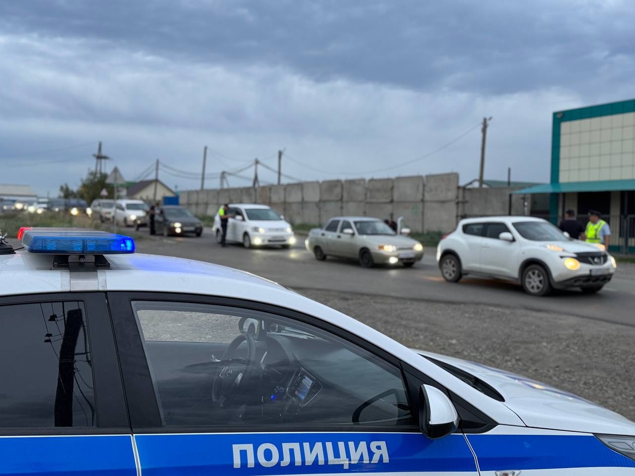 В Туве продолжаются рейды ГИБДД по обеспечению безопасности дорожного движения