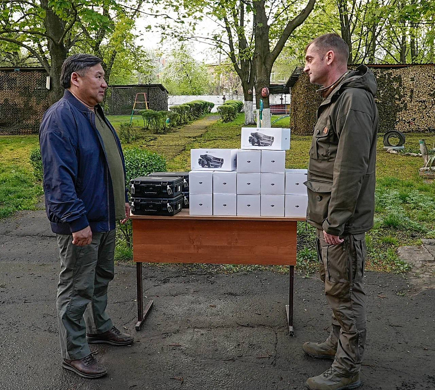 Владислав Ховалыг встретился с новым командованием 55-й бригады в зоне СВО